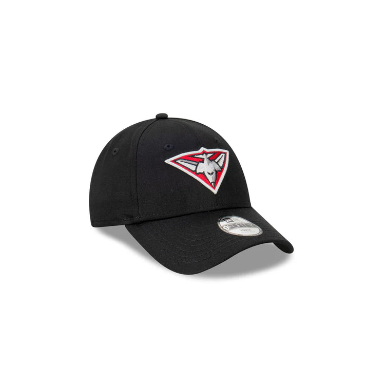 NEW ERA ESSENDON BOMBERS 940 CLOTH STRAP