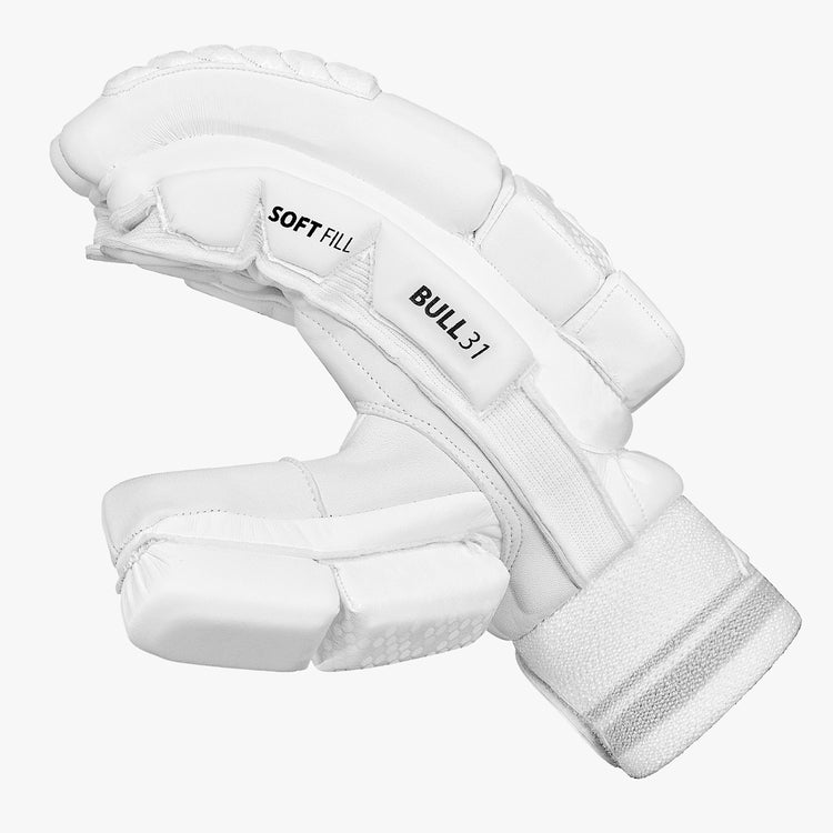DSC | KRUNCH BULL 31 Batting Gloves