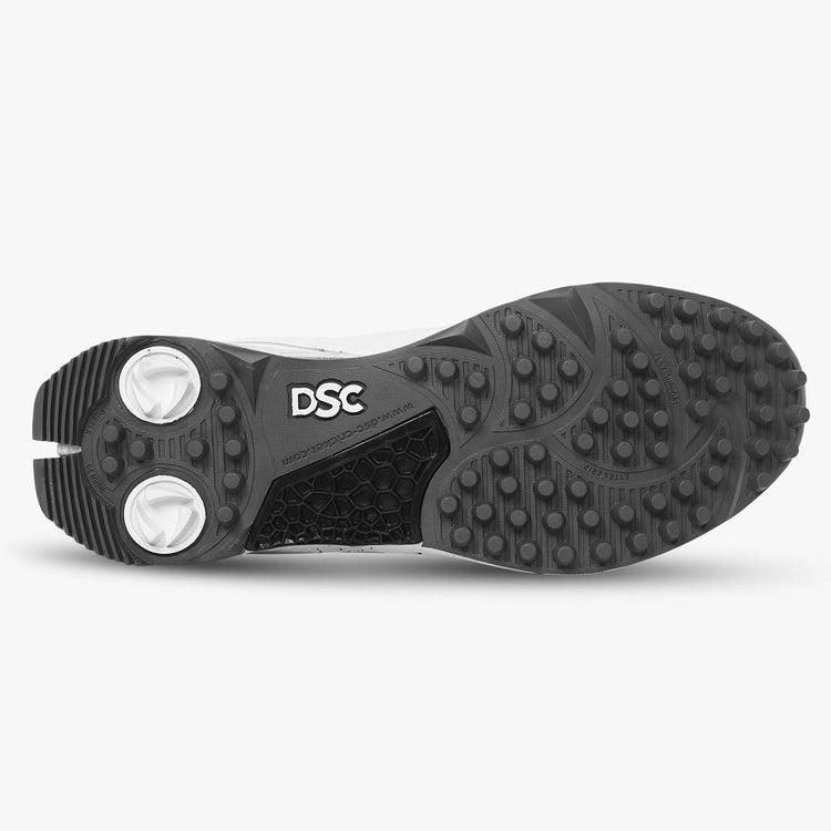 DSC Jaffa 22 Rubber Cricket Shoes