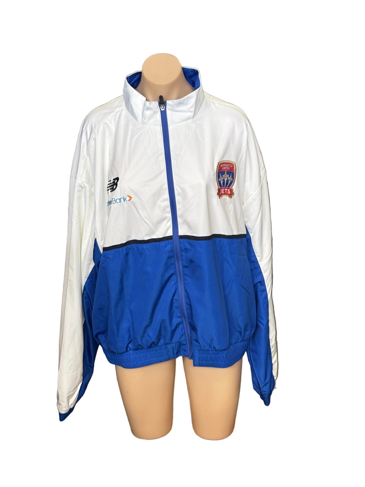NEWCASTLE JETS FC 25/26 CREAM TRACK JACKET - WOMENS
