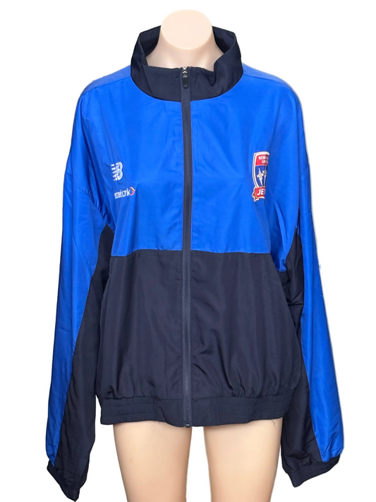 NEWCASTLE JETS FC 25/26 BLACK TRACK JACKET - WOMENS