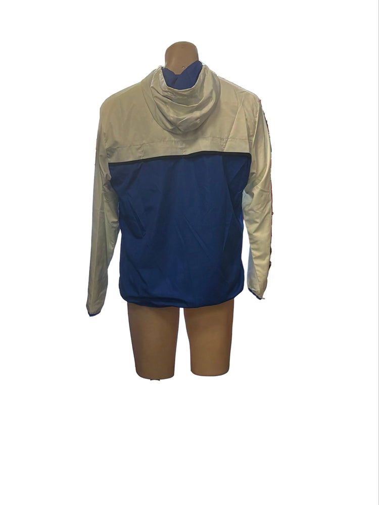 NEWCASTLE JETS FC 25/26 HOODED WIND JACKET - MENS