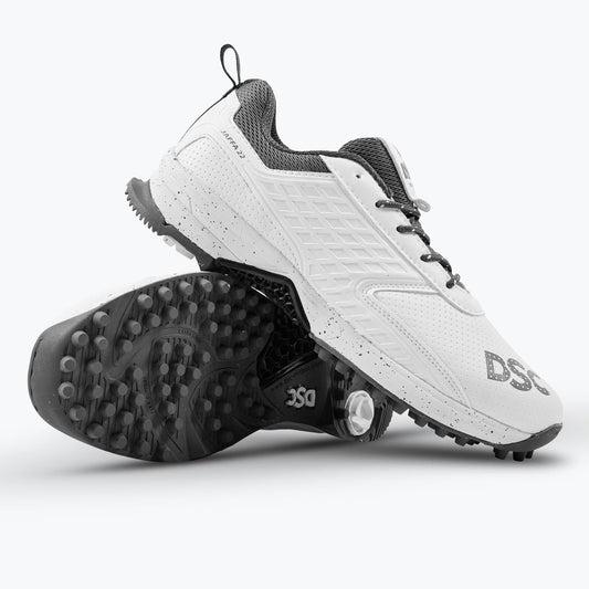 DSC Jaffa 22 Rubber Cricket Shoes